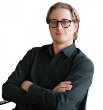 Карелин Дмитрий Олегович