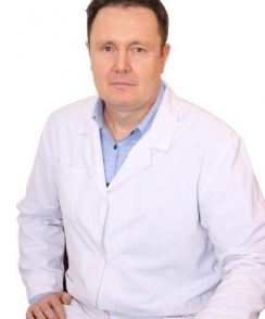 Сулейманов Рустам Харисович ортопед