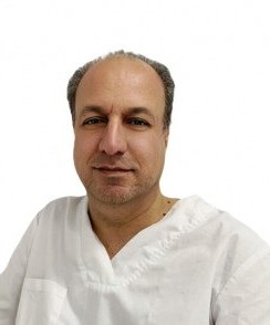 Рамин Салем  стоматолог