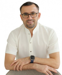 Магадов Роман Владимирович стоматолог