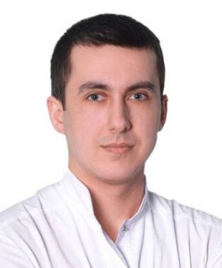 Шуайпов Леид Муслимович стоматолог-хирург