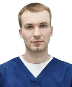 Елагин Аркадий Эдуардович стоматолог