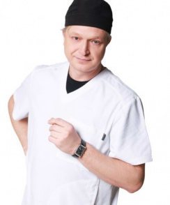 Белый Игорь Анатольевич пластический хирург