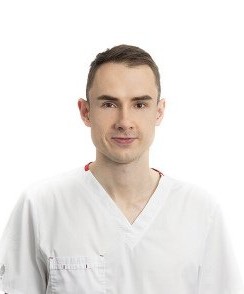 Тараскин Артем Сергеевич стоматолог