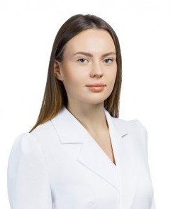 Базанова Арина Сергеевна дерматолог