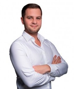 Морозов Евгений Кириллович стоматолог