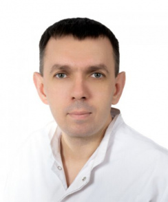 Олейников Константин Евгеньевич окулист (офтальмолог)