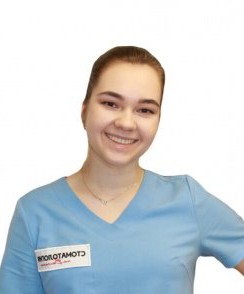 Попова Екатерина Михайловна стоматолог