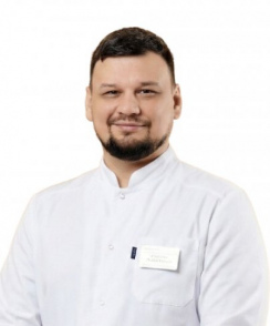 Степашкин Роман Игоревич невролог