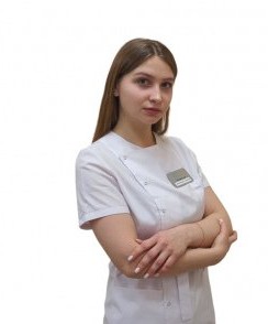 Толстова Ксения Сергеевна стоматолог
