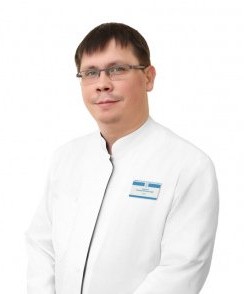 Уланов Ярослав Игоревич хирург