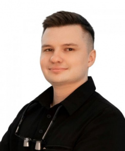 Степанов Евгений Сергеевич стоматолог