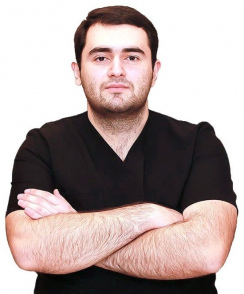 Петросян Рафаэль Аркадьевич стоматолог