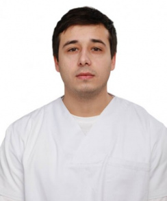 Лавров Руслан Евгеньевич стоматолог