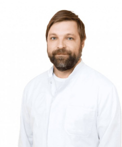 Данилов Максим Иванович ортопед