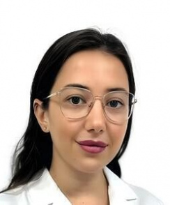 Каракозова Ангелина Игоревна стоматолог
