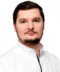 Титов Роман Владимирович стоматолог