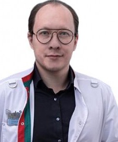 Корнеев Павел Владимирович пластический хирург