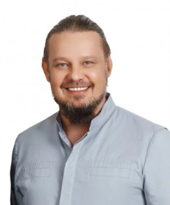 Шестаков Илья Евгеньевич стоматолог