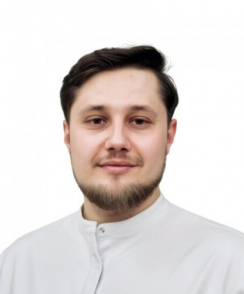 Караулов Максим Александрович стоматолог