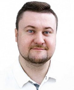Михайлов Максим Андреевич стоматолог