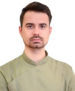 Осадчий Евгений Андреевич стоматолог-хирург