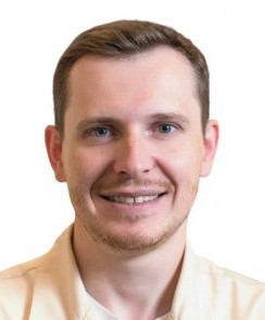 Дубинский Артем Игоревич ортопед