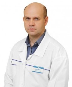 Яценко Олег Юрьевич окулист (офтальмолог)