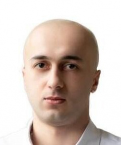 Елоев Артур Тамерланович стоматолог