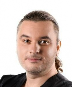 Юскаев Денис Юрьевич стоматолог