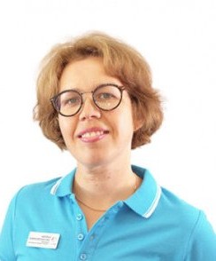 Попова Анна Евгеньевна стоматолог