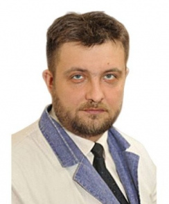 Комаров Алексей Викторович окулист (офтальмолог)