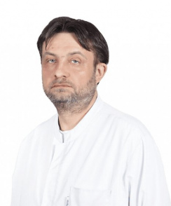 Комаров Алексей Викторович окулист (офтальмолог)