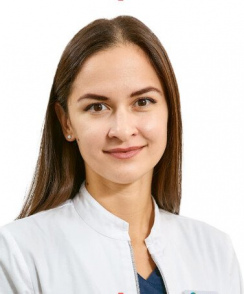 Рябова Алина Евгеньевна окулист (офтальмолог)