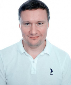 Фоменко Денис Алексеевич стоматолог