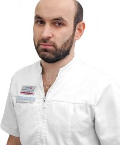 Абдуллаев Ислам Рабаданович стоматолог