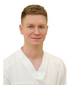 Целовальник Сергей Викторович стоматолог