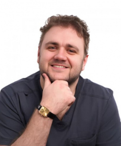 Федотов Антон Олегович стоматолог