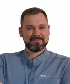 Литвиненко Артем Сергеевич акушер