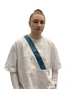 Холопова Диана Владимировна стоматолог-хирург