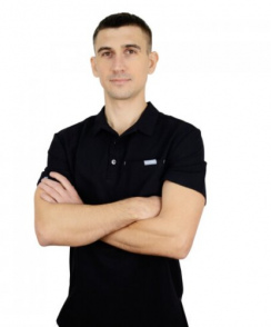 Кузьминов Вадим Юрьевич стоматолог