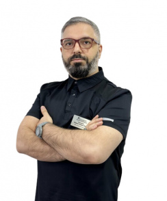 Рустамов Ниджат Фахратович стоматолог