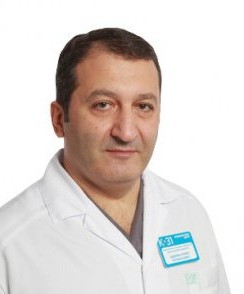 Адамян Рубен Татевосович пластический хирург