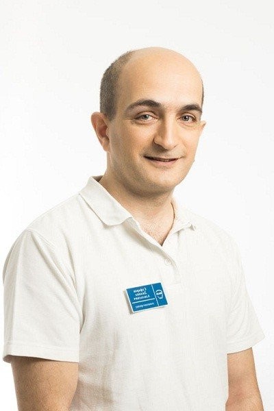 Сафаров Джавид Адильевич стоматолог